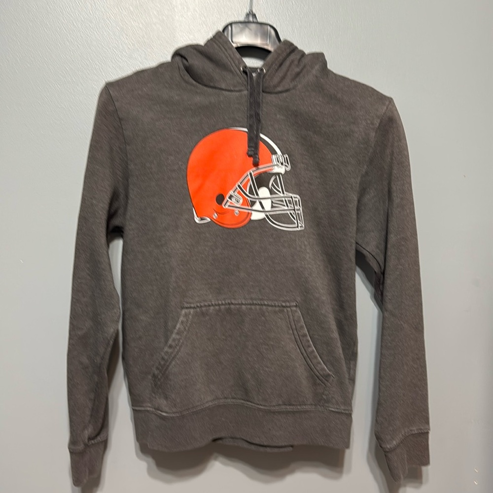 Men’s browns hoodie
